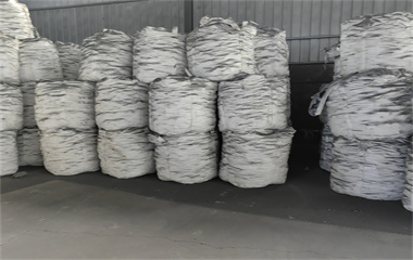 Go to the factory to check the quantity of metal silicon